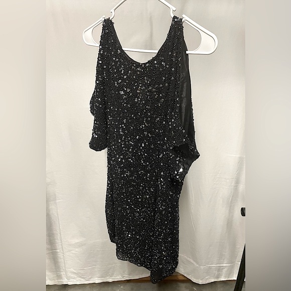 Aidan Mattox Sequin Cold Shoulder Dress Size 2 - Picture 4 of 8